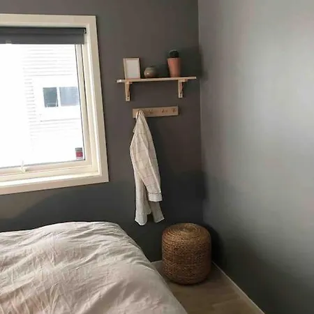Familievennlig Enebolig Med Hage Og Utsikt Villa *